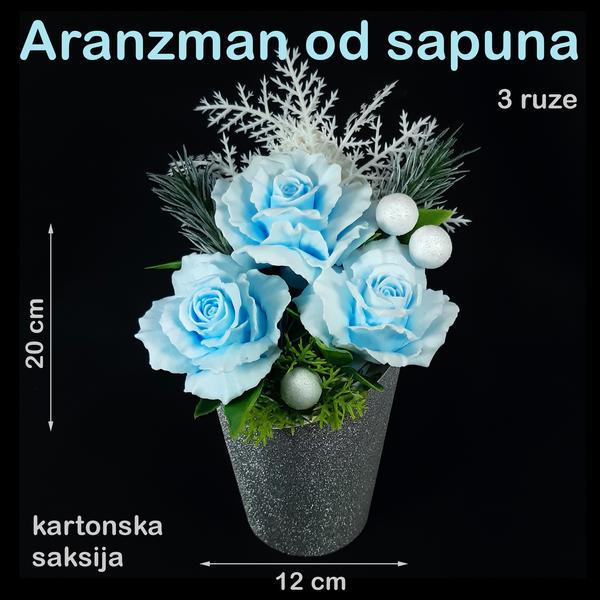 Novogodišnji aranžman – 3 nežne plave ruže