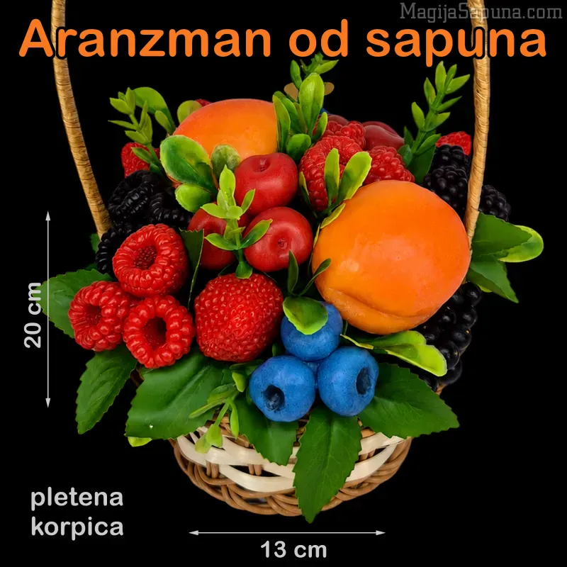 Poklon korpica sa voćem od sapuna