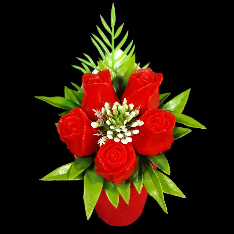 5 crvenih ruža u kartonskoj saksiji