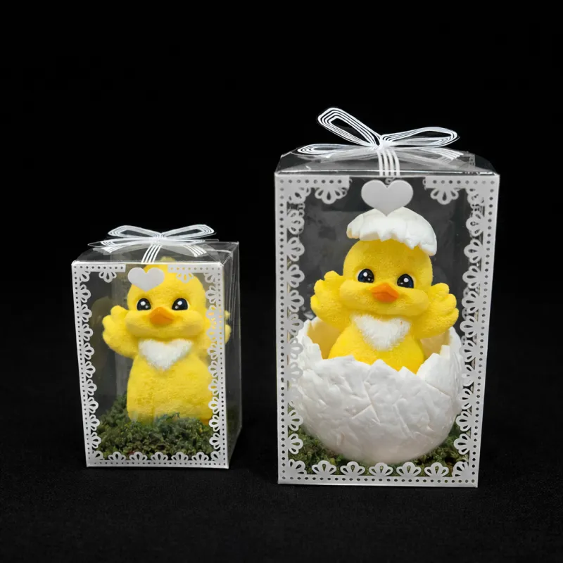 Pilić koji je upravo izašao iz jajeta