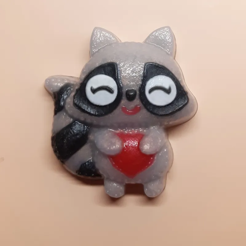 Set – enot i pčelica u crvenoj kutiji