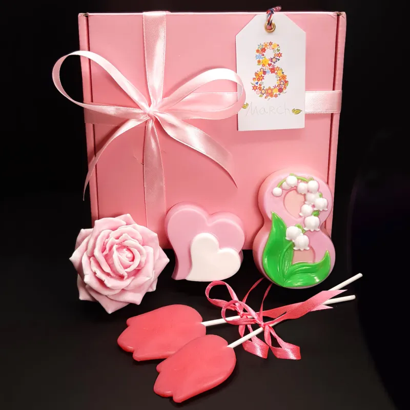 Set za 8. mart – sapuni u roze kutiji