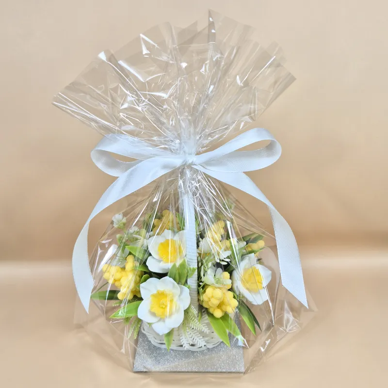 Aranžman od 11 sapunskih cvetova – narcisi i mimoza