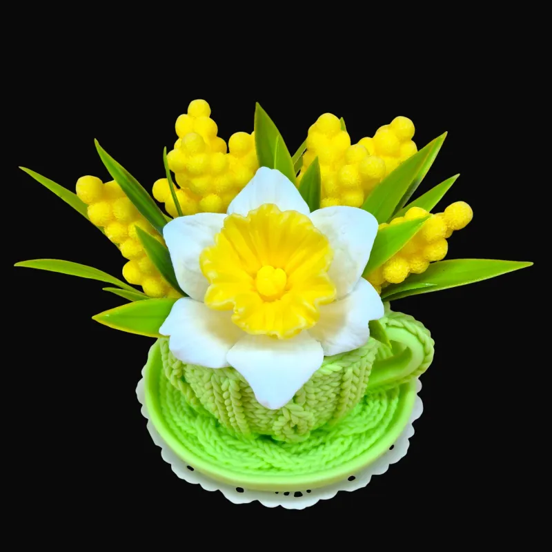Zelena šolja od sapuna sa narcisom i mimozom