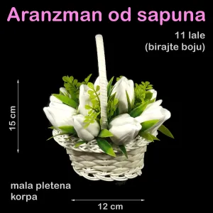 mala_pletena_korpica_sa_11_belih_lala_od_sapuna_0.jpg
