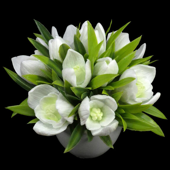 Buket preslatkih visibaba u keramičkoj saksiji